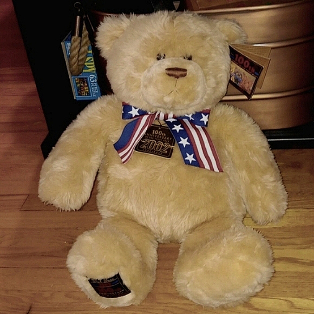 NWT Gund 100th Anniversary Jumbo- Sized Wish Bear with Patriotic Bow ♥️ 2002…